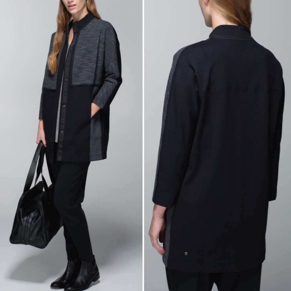 Lululemon Cocoon Car Coat in Shine Dot Black